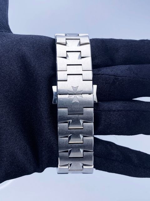 Vacheron Constantin Overseas 47450/B01A-9227 Image 6